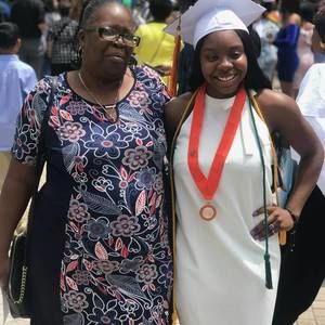 Meet your Posher, Deborah